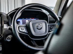 Volvo XC40 B3 Essential - Image 14
