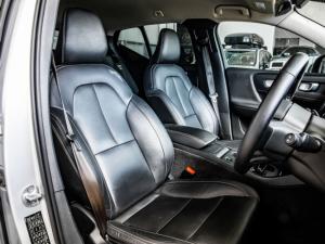Volvo XC40 B3 Essential - Image 16