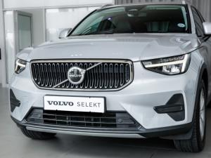 Volvo XC40 B3 Essential - Image 9