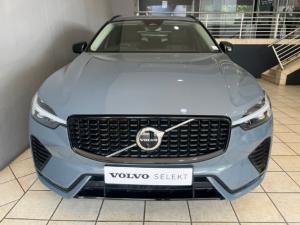 Volvo XC60 B5 AWD Plus Dark - Image 4