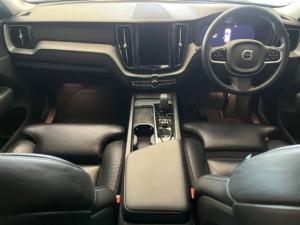 Volvo XC60 B5 AWD Plus Dark - Image 8