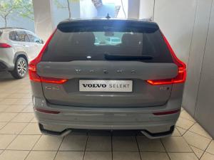 Volvo XC60 B5 AWD Plus Dark - Image 4