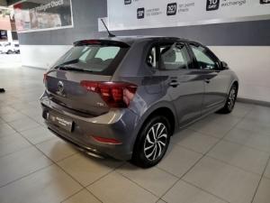 Volkswagen Polo hatch 1.0TSI Life auto - Image 16
