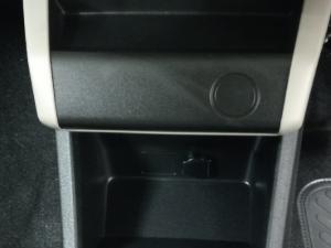 Renault Triber 1.0 Express panel van - Image 11