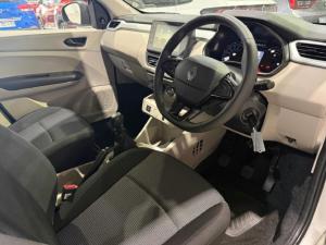 Renault Triber 1.0 Evolution - Image 7