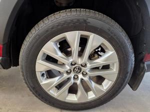 Toyota RAV4 2.0 VX - Image 19
