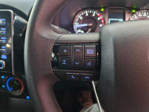 Toyota Hilux 2.4GD-6 Xtra cab Raider manual - Image 15