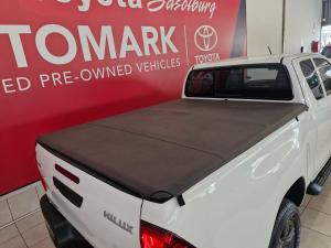 Toyota Hilux 2.4GD-6 Xtra cab Raider manual - Image 19