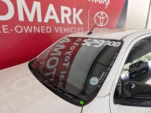 Toyota Hilux 2.4GD-6 Xtra cab Raider manual - Image 23