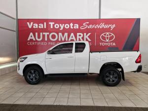 Toyota Hilux 2.4GD-6 Xtra cab Raider manual - Image 3