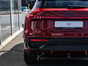 Audi Q5 Sportback TDI quattro S line Black - Image 10