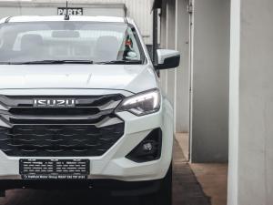 Isuzu D-Max 1.9TD Extended cab LS auto - Image 12