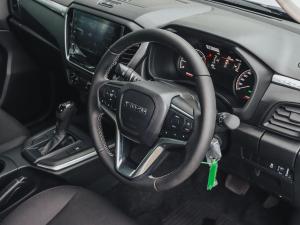 Isuzu D-Max 1.9TD Extended cab LS auto - Image 14