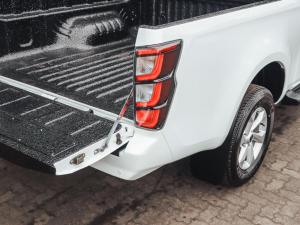 Isuzu D-Max 1.9TD Extended cab LS auto - Image 29
