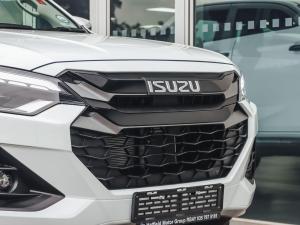 Isuzu D-Max 1.9TD Extended cab LS auto - Image 3