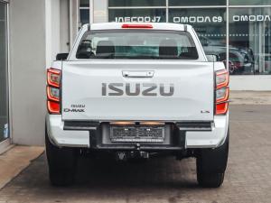 Isuzu D-Max 1.9TD Extended cab LS auto - Image 8