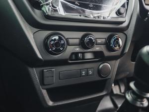 Isuzu D-Max 1.9TD single cab - Image 16