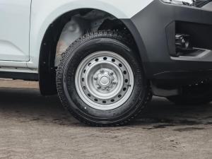 Isuzu D-Max 1.9TD single cab - Image 2