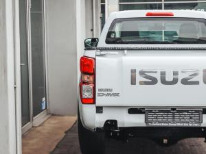 Isuzu D-Max 1.9TD single cab - Image 9