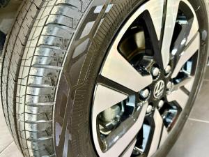 Volkswagen Transporter 2.0TDI Kombi SWB Life - Image 20