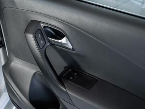 Volkswagen Polo Vivo hatch 1.4 - Image 15