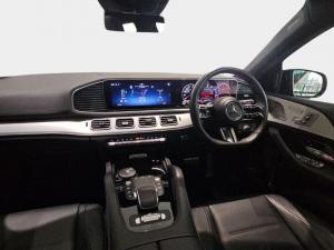 Mercedes-Benz GLE GLE450d coupe 4Matic AMG Line - Image 11