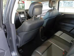 Dodge Caliber 2.4 SXT - Image 29