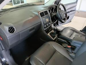 Dodge Caliber 2.4 SXT - Image 30