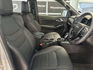 Isuzu D-Max 3.0TD double cab V-Cross 4x4 - Image 12