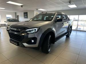 Isuzu D-Max 3.0TD double cab V-Cross 4x4 - Image 2