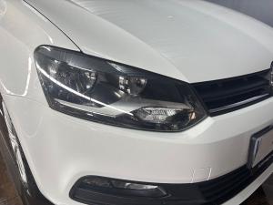 Volkswagen Polo Vivo hatch 1.6 Comfortline auto - Image 4