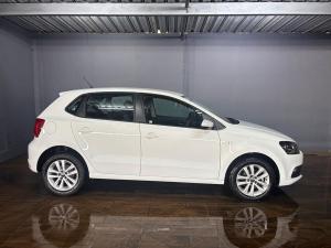 Volkswagen Polo Vivo hatch 1.6 Comfortline auto - Image 5