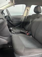Volkswagen Polo Vivo hatch 1.6 Comfortline auto - Image 9