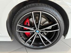 BMW 318i M Sport Launch Edition automatic - Image 9