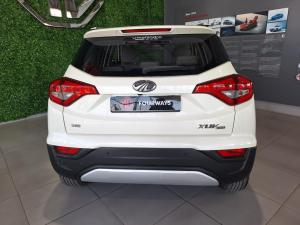 Mahindra XUV300 1.5TD W8 - Image 5