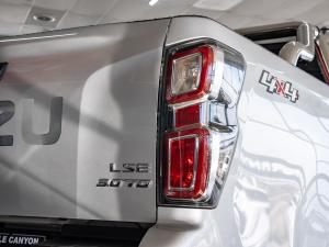Isuzu D-Max 3.0TD double cab LSE 4x4 - Image 11