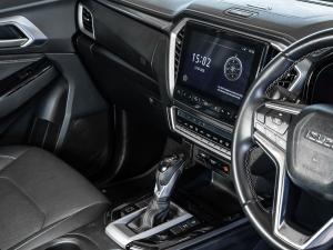 Isuzu D-Max 3.0TD double cab LSE 4x4 - Image 20