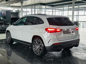 Mercedes-Benz GLA GLA200 Progressive - Image 10