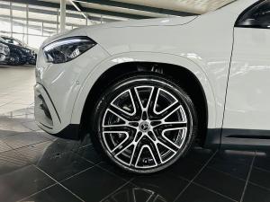 Mercedes-Benz GLA GLA200 Progressive - Image 13