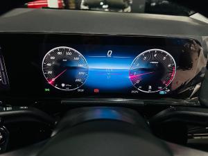 Mercedes-Benz GLA GLA200 Progressive - Image 7