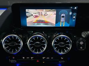 Mercedes-Benz GLA GLA200 Progressive - Image 8