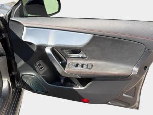 Mercedes-Benz CLA CLA200 Progressive - Image 22