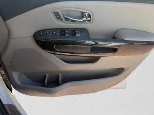 Kia Grand Sedona 2.2CRDi SXL - Image 12