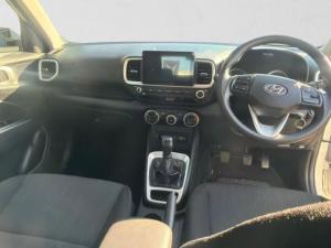 Hyundai Venue 1.2 Motion - Image 20