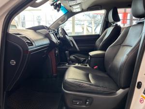Toyota Land Cruiser Prado 3.0DT VX - Image 7