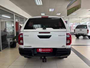 Toyota Hilux 2.8GD-6 48V double cab 4x4 Raider - Image 5