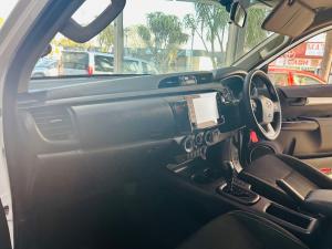 Toyota Hilux 2.4GD-6 double cab Raider auto - Image 7