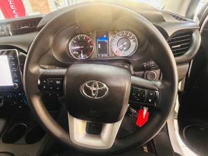 Toyota Hilux 2.4GD-6 double cab Raider auto - Image 8