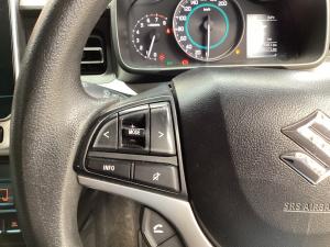 Suzuki Ignis 1.2 GLX auto - Image 9