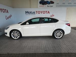 Opel Astra sedan 1.6 Turbo Cosmo - Image 9